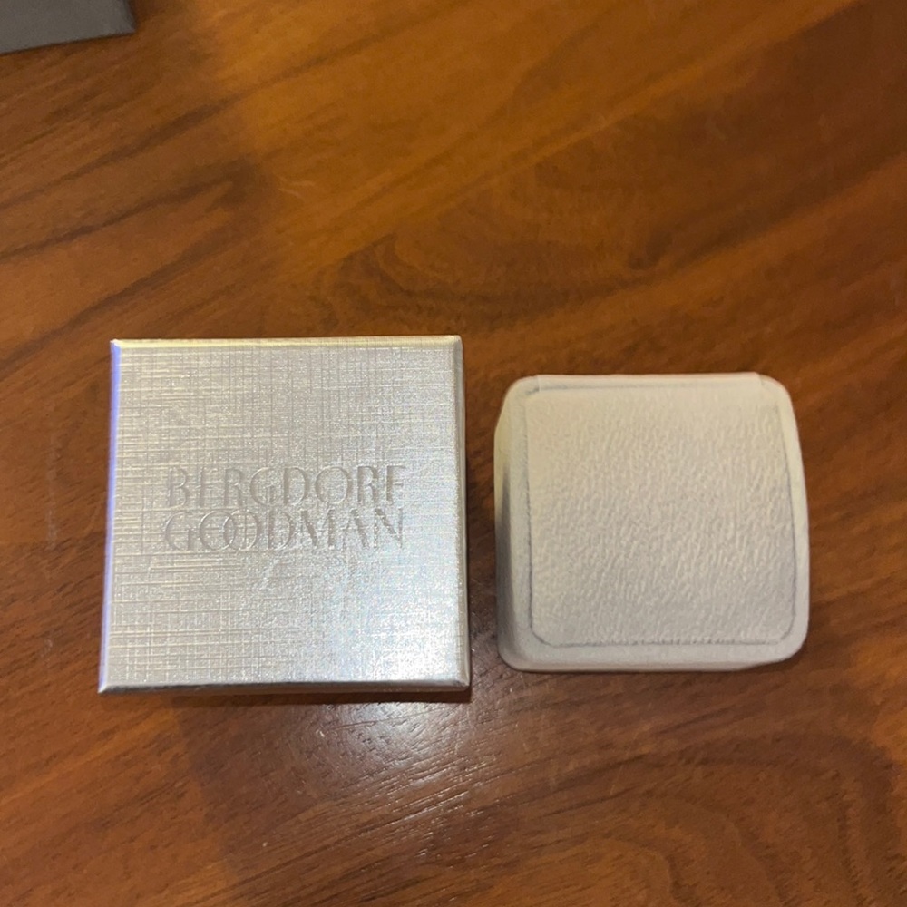 new Bergdorf Goodman ring box